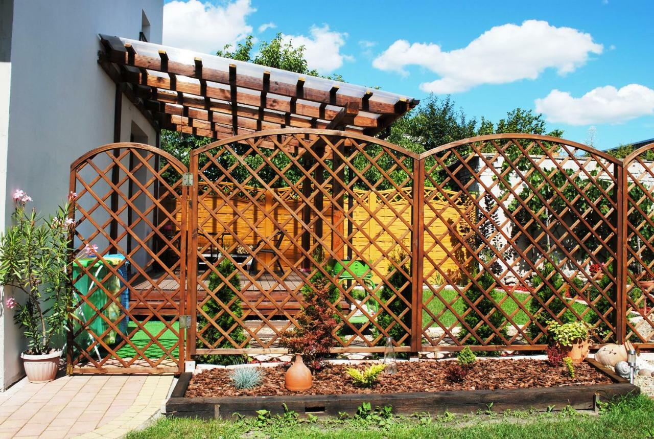 Vila Dom Adula Janów Lubelski Exteriér fotografie